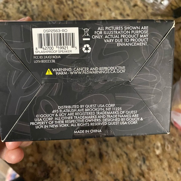 Disney Bluetooth IPx4 Splashproof Speaker Mickey Mouse LED Multiple Colors - Picture 5 of 5